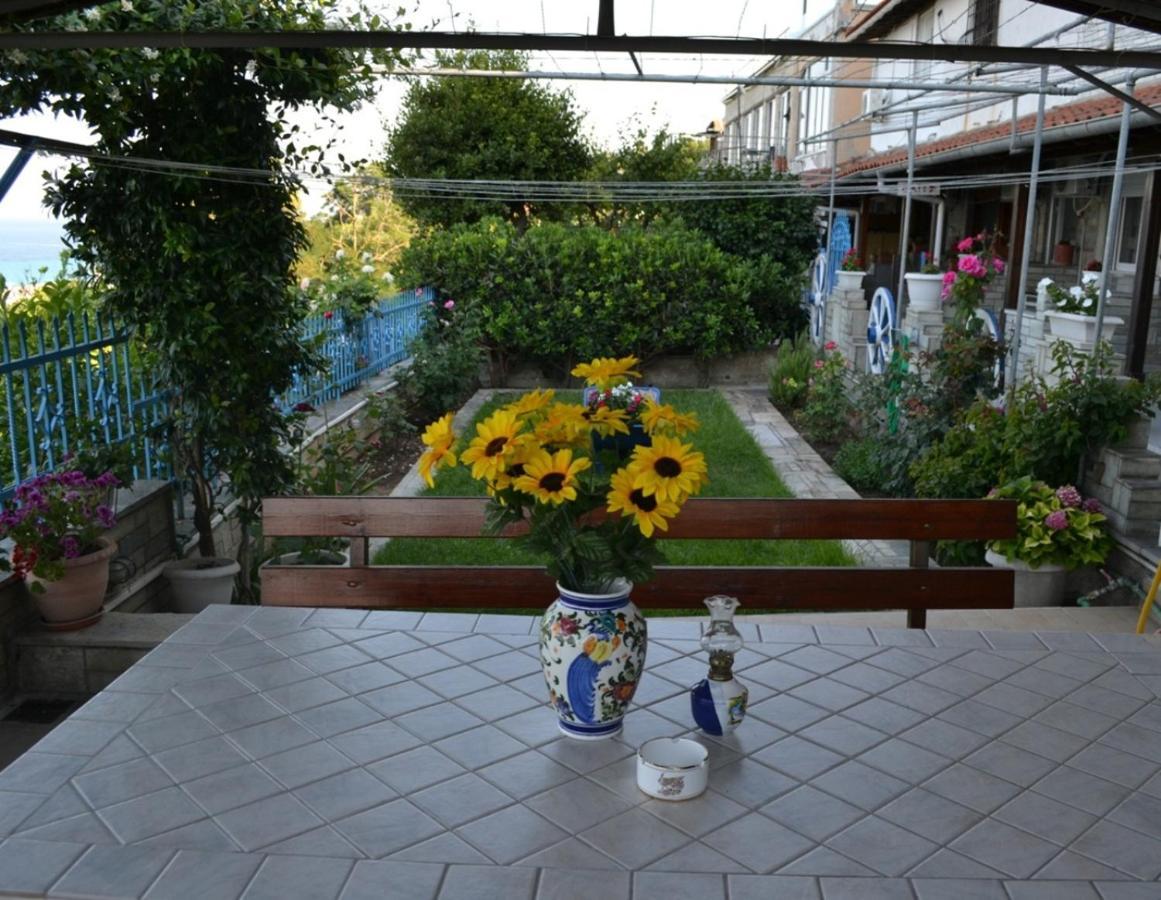 Nikos Rooms Kallithea Kallithea  Buitenkant foto