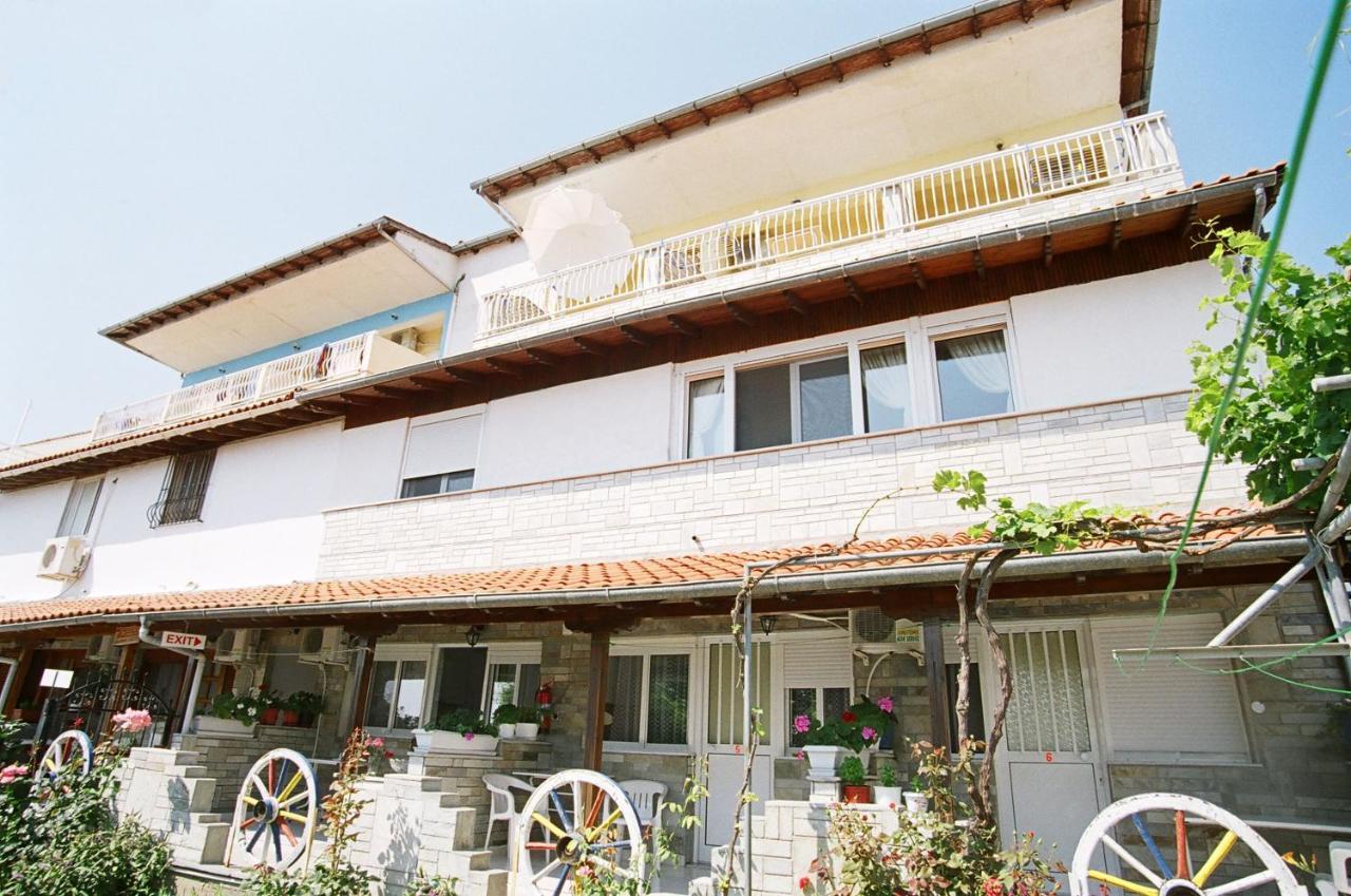 Nikos Rooms Kallithea Kallithea  Buitenkant foto